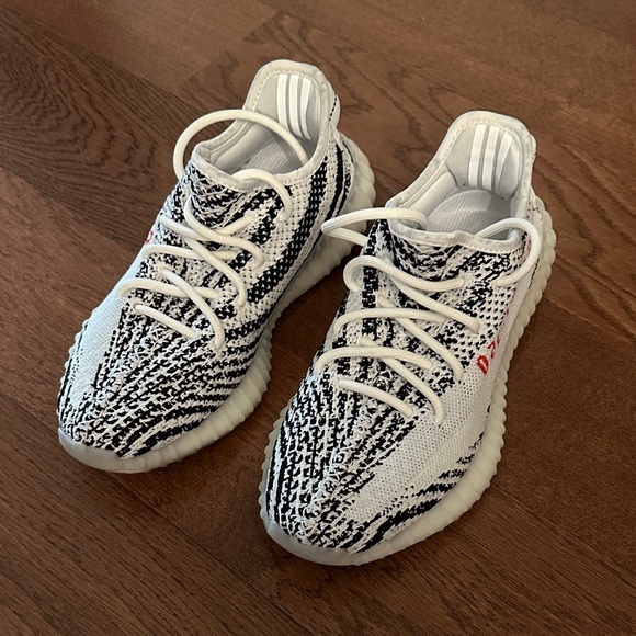 adidas Yeezy 350 Boost Zebra main image 9